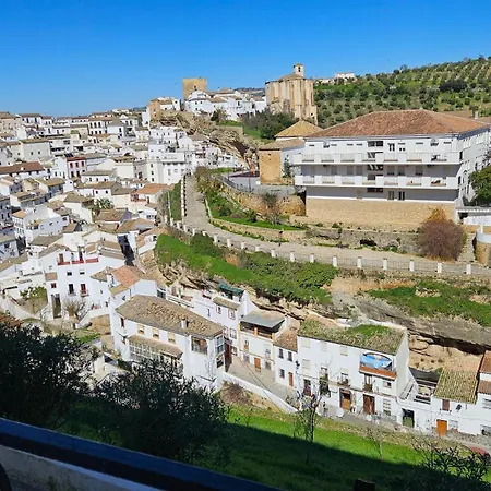 Casa Marta * Setenil De Las Bodegas